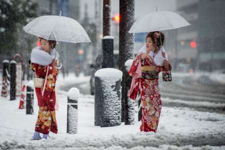 توکیو بعد از نیم قرن سفیدپوش شد (+عکس)