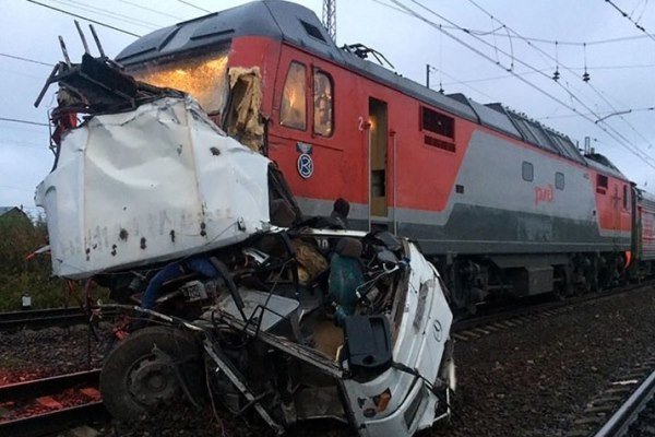 سانحه قطار در آفریقای جنوبی/ 14 کشته و 100 زخمی
