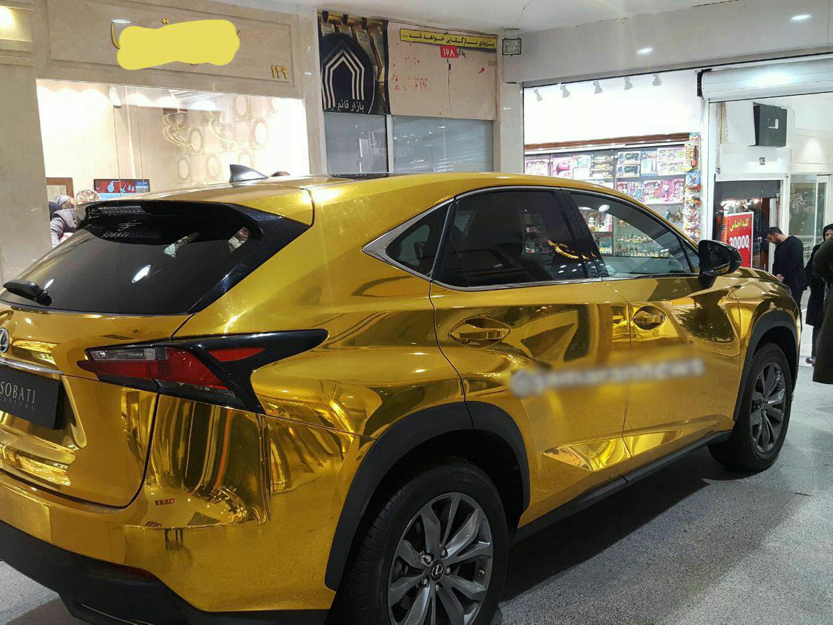 این بار لکسوس با پوشش طلا در تهران (عکس)