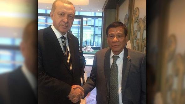 انتشار عکس دیدار اردوغان و دوترته جنجال به پا کرد