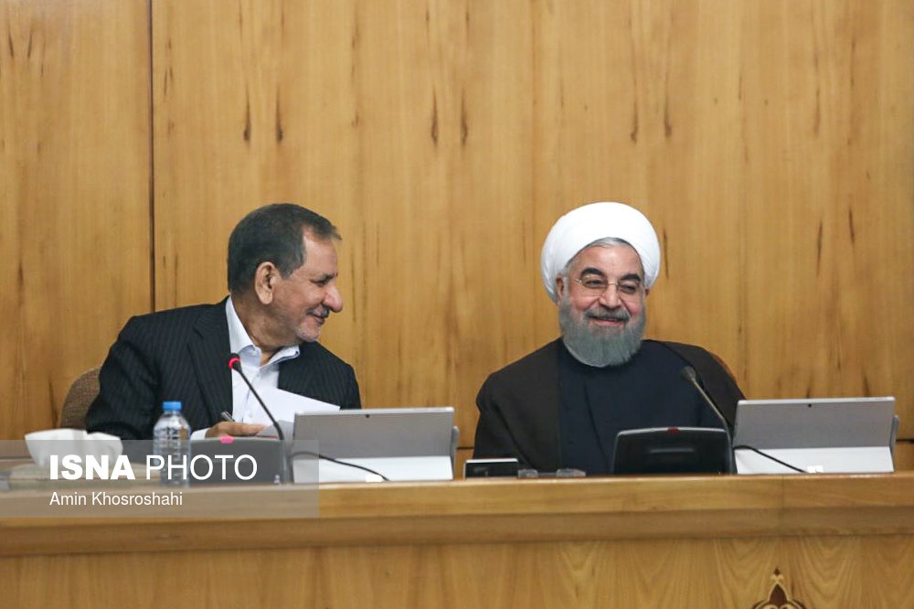 خنده‌های روحانی در آخرین جلسه هیات دولت یازدهم (عکس)