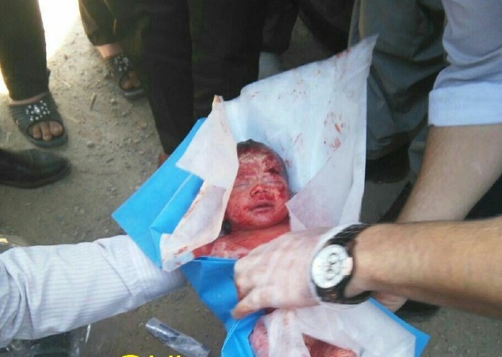 پیدا شدن نوزاد چند روزه در رودخانه‌ای در کرمانشاه (+عکس)