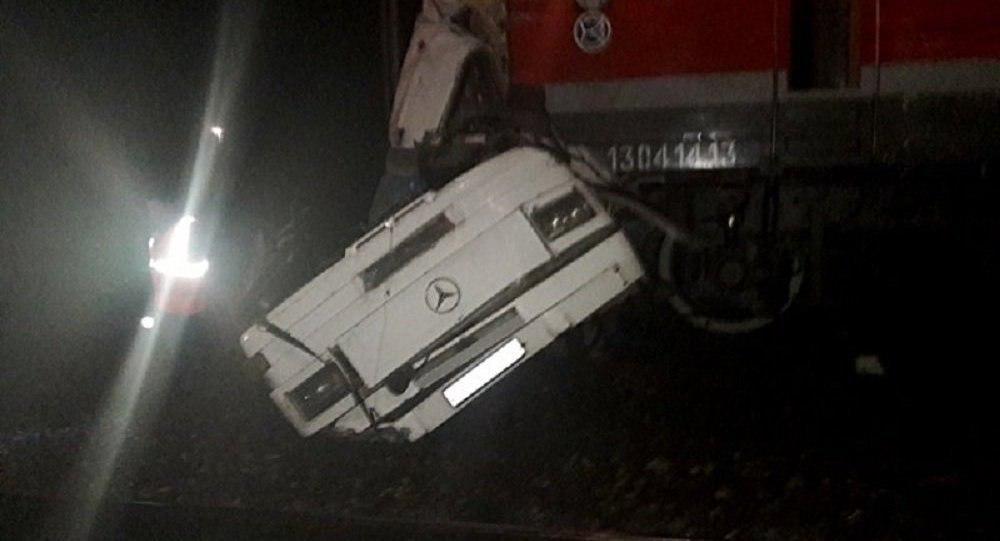 18 کشته در برخورد قطار با اتوبوس در روسیه