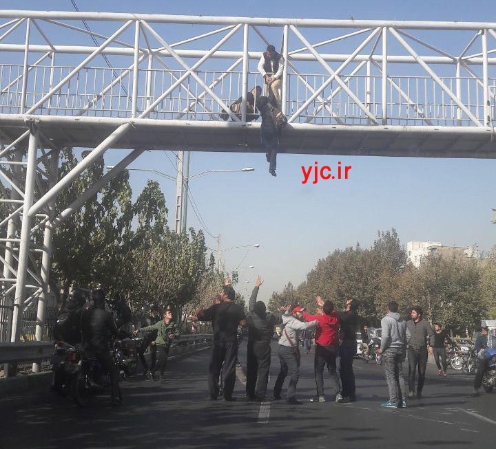 خودکشی نافرجام دختر جوان در تهران (عکس)