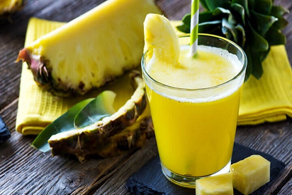 آب آناناس برای مقابله با سرفه