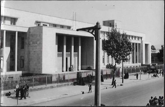 بانک ملی دهه 20 (عکس)