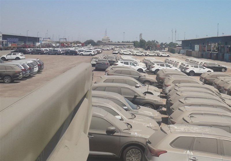 تعداد خودروهای متوقف در گمرک از ۱۰ هزار دستگاه گذشت/تداوم بلاتکلیفی واردات