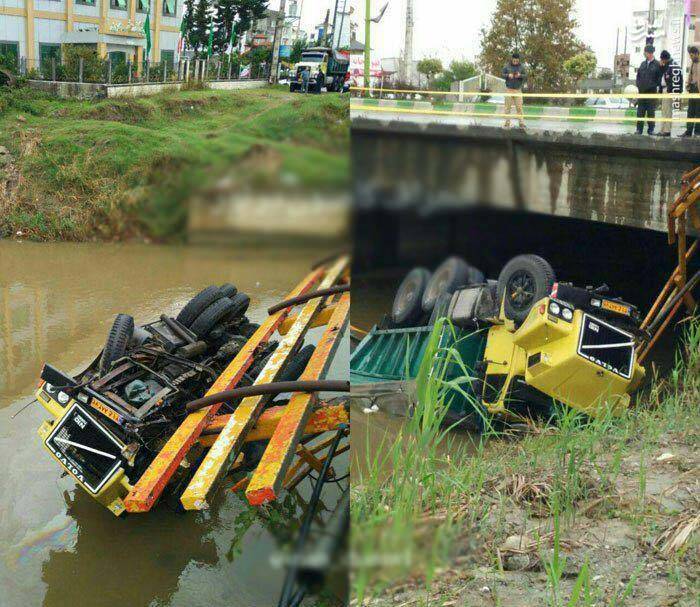 سقوط کامیون به رودخانه در مازندران (عکس)