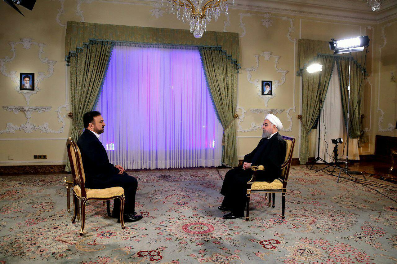 روحانی: هیچکدام از وعده‌هایم را فراموش نکرده ام/ مردم نگران نوسانات بازار ارز نباشند/ قدم‌های اولیه ریشه‌کن کردن فقر مطلق برداشته شد