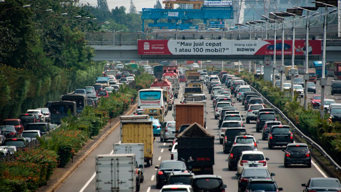 بدترین شهرهای جهان در ساعت اوج ترافیک در سال 2017 (گزارش تصویری)