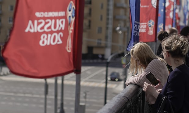 هشدار به زنان روس: با مردان خارجی مسافر جام جهانی رابطه جنسی برقرار نکنید