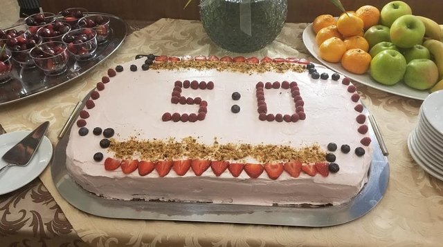 روس‌ها با این کیک، عربستان را تحقیر کردند (+عکس)