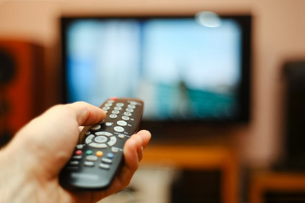 رابطه‌ی تلویزیون و ابتلا به سرطان