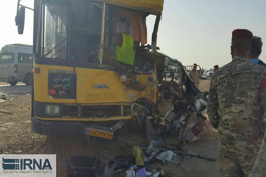 تصادف ون با اتوبوس/ 11 زائر ایرانی کشته شدند (+عکس)