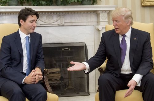 دیدار نخست وزیر کانادا با رییس جمهور جدید آمریکا در کاخ سفید