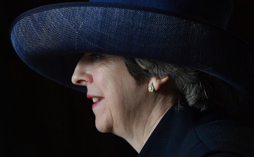 کلاه جدید ترزا می نخست وزیر بریتانیا