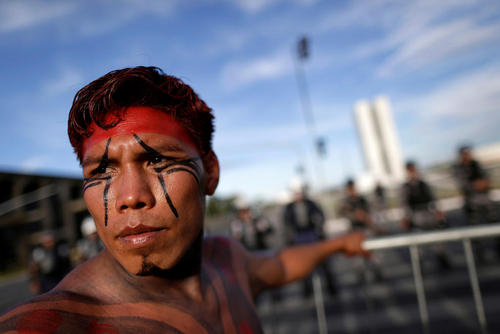 تجمع اعتراضی قبایل بومی برزیل در شهر برزیلیا