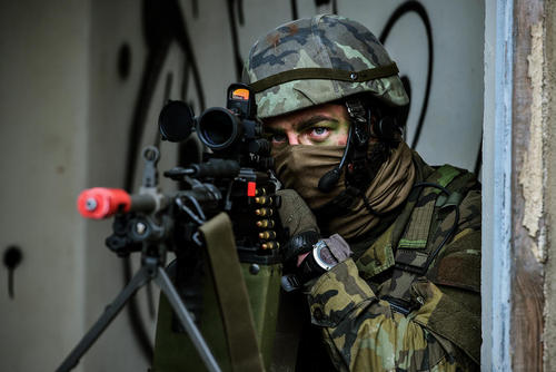 مانور مشترک نیروهای نظامی آمریکا و جمهوری چک در منطقه رالسکو جمهوری چک