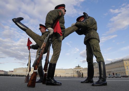 تمرینات کششی برای رژه – ارتش روسیه