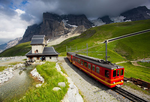 مناطق دیدنی سوئیس قطار گردشگری عکس سوئیس سفر به سوئیس زندگی در سوئیس اخبار سوئیس Jungfraujoch