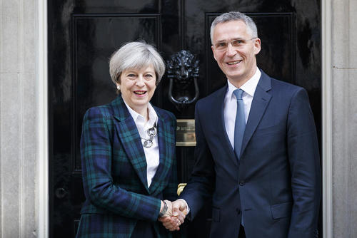 دیدار دبیر کل ناتو و نخست وزیر بریتانیا – مقر نخست وزیری بریتانیا در لندن