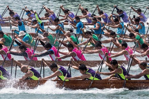 مسابقه قایقرانی در هنگ کنگ