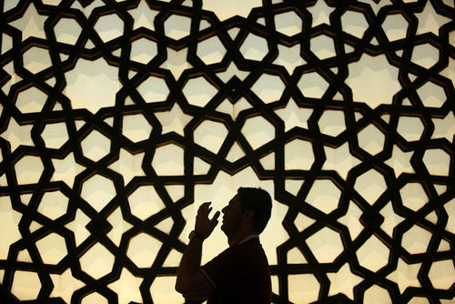 نماز در مسجدی در باریکه غزه