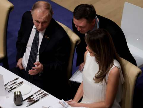 میز شام رهبران گروه بیست و همسرانشان و هم نشینی و گپ و گفت رییس جمهور روسیه با بانوی اول آمریکا