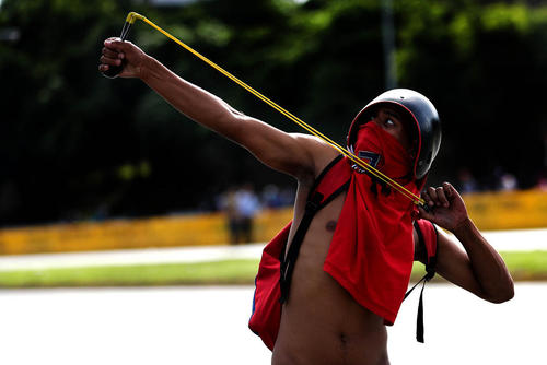 ادامه اعتراضات ضد حکومتی در پایتخت ونزوئلا