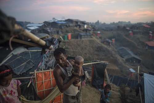 اردوگاه اسکان پناهجویان مسلمان میانماری در بنگلادش