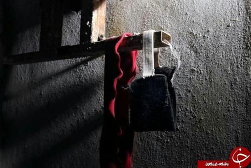چشم‌بندهایی که در زندان‌های داعش برای بستن چشم زندانیان استفاده می‌شده است