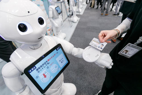 نمایشگاه روبات سافت بانک در توکیو