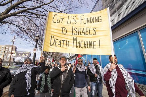 گردهمایی جمعیت 150 نفره حامی فلسطین در شهر آتلانتا آمریکا در محکومیت اقدام ترامپ در شناسایی شهر قدس به عنوان پایتخت اسراییل