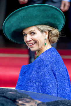ملکه ماکسیما همسر پادشاه هلند در مراسم دیدار با هیات‌های دیپلماتیک در سال جدید میلادی – آمستردام