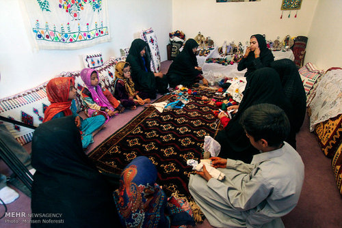 عروسک های تاجمیری 
