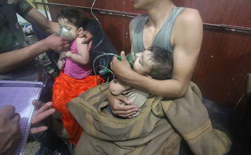 حمله شیمیایی اخیر با گاز کلر به شهر دوما سوریه /عکس:خبرگزاری آناتولی