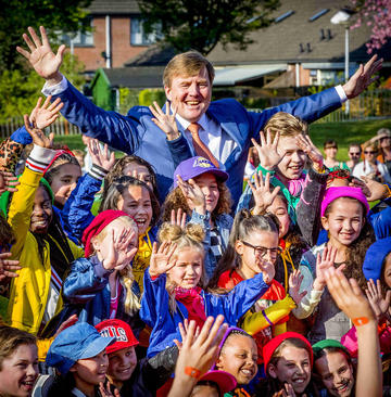 حضور پادشاه هلند در مسابقات سالانه ورزش‌های مدارس در شهر تولو هلند
