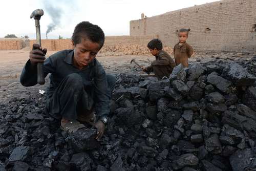 معدن ذغال سنگ در جلال آباد افغانستان/ خبرگزاری فرانسه