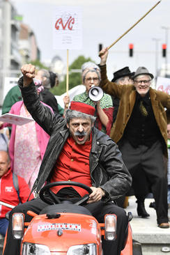 تظاهرات اتحادیه‌های کارگری بلژیک برای افزایش حقوق بازنشستگی- بروکسل