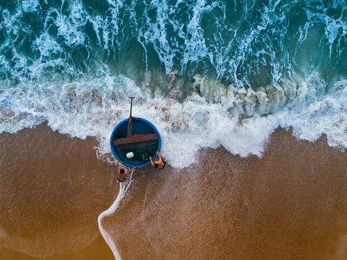 قایق ماهیگیری خاص ماهیگیران در سواحل ویتنام- عکس روز وب سایت