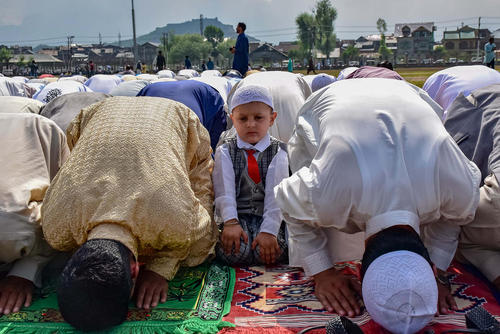 نماز عید فطر در سرینگر کشمیر