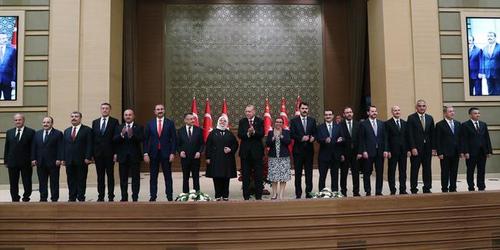 اردوغان به همراه کابینه جدید ترکیه