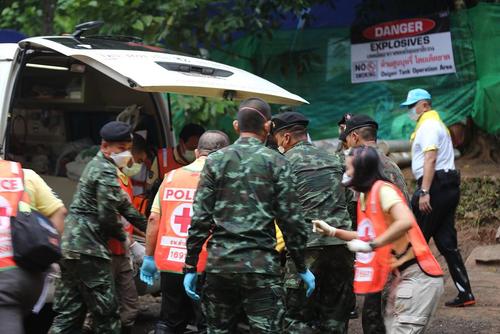  نجات 4 نوجوان از مجموع 12 نوجوان گرفتار در غاری در شمال تایلند