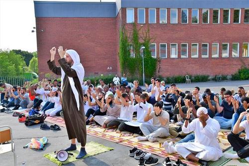 برگزاری نماز باران در استکهلم سوئد/عکس: آناتولی