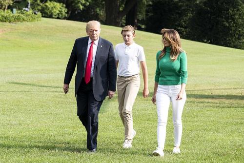 بازگشت خانواده ترامپ به کاخ سفید از تعطیلات آخر هفته