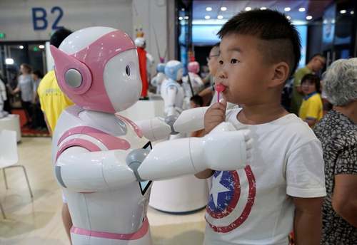 کنفرانس جهانی روبات در شهر پکن چین/ رویترز