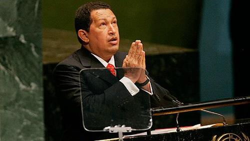 هوگو چاوز - ۲۰۰۶

هوگو چاوز، رئیس جمهوری ونزوئلا، جرج دبلیو بوش، رئیس جمهور ایالات متحده را «شیطان» نامید. او سخنرانی خود را یک روز پس از نطق جرج بوش ارائه کرد و پس از اینکه پشت تریبون قرار گرفت گفت: «شیطان دیروز اینجا سخنرانی کرد، سالن هنوز بوی باروت می‌دهد».