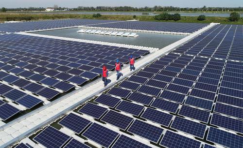 نیروگاه برق خورشیدی – چین