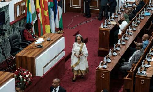 مراسم سوگند نخستین رییس‌جمهوری زن تاریخ اتیوپی در پارلمان / خبرگزاری فرانسه
