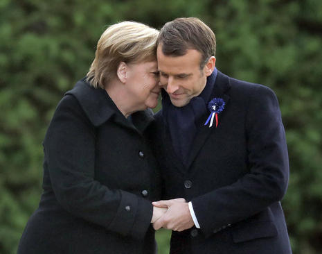 رهبران آلمان و فرانسه در مراسم یکصدمین سالگرد پایان جنگ جهانی اول در شمال فرانسه/ خبرگزاری آلمان